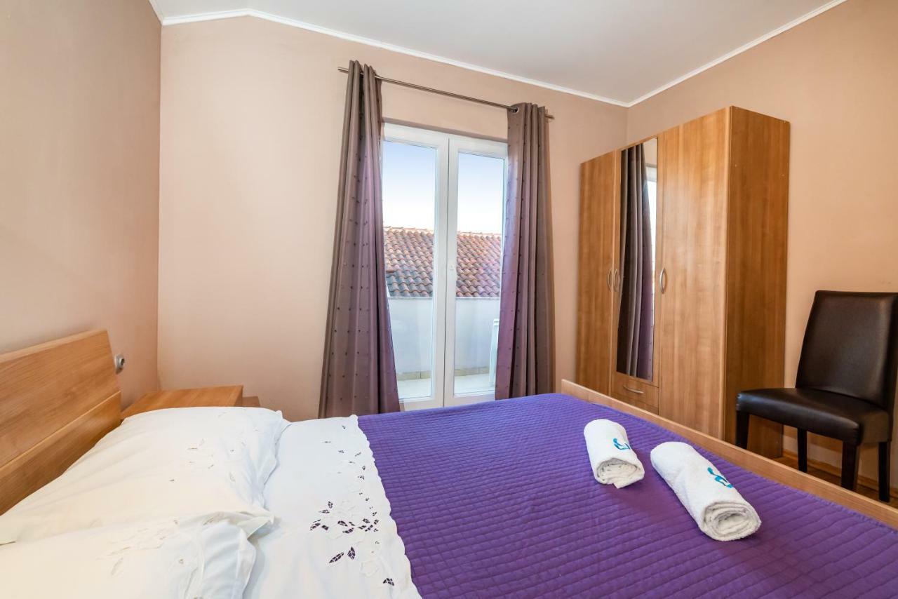 Apartment Adrian Biograd Na Moru Exterior photo